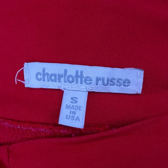 Red Skirt - Picture 4 of 5